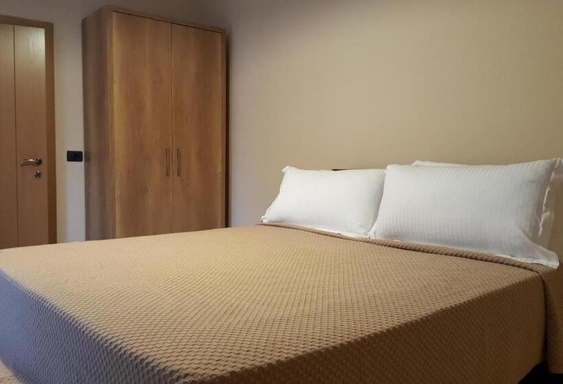1 Yatak Odalı Delüks Daire, Oda Hotel Tirana
