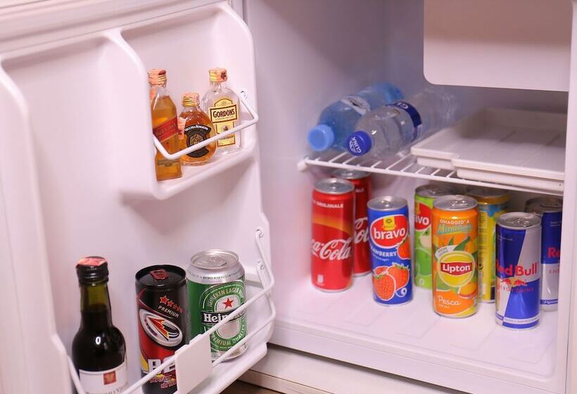 Standart Oda, Oda Hotel Tirana