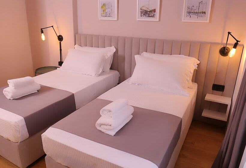 Şehir Manzaralı Lüks Oda, Oda Hotel Tirana