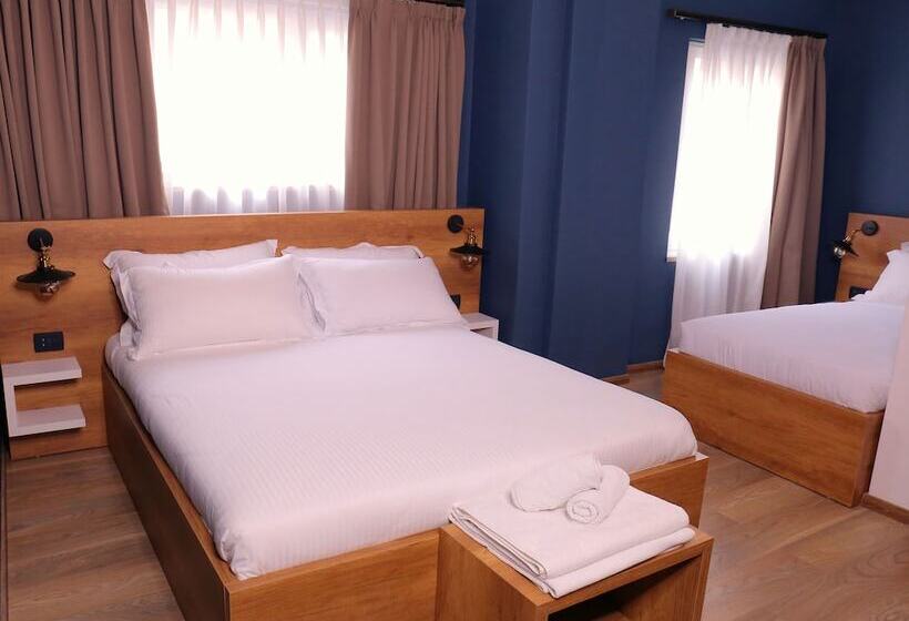 Üç Kişilik Standart Oda, Oda Hotel Tirana