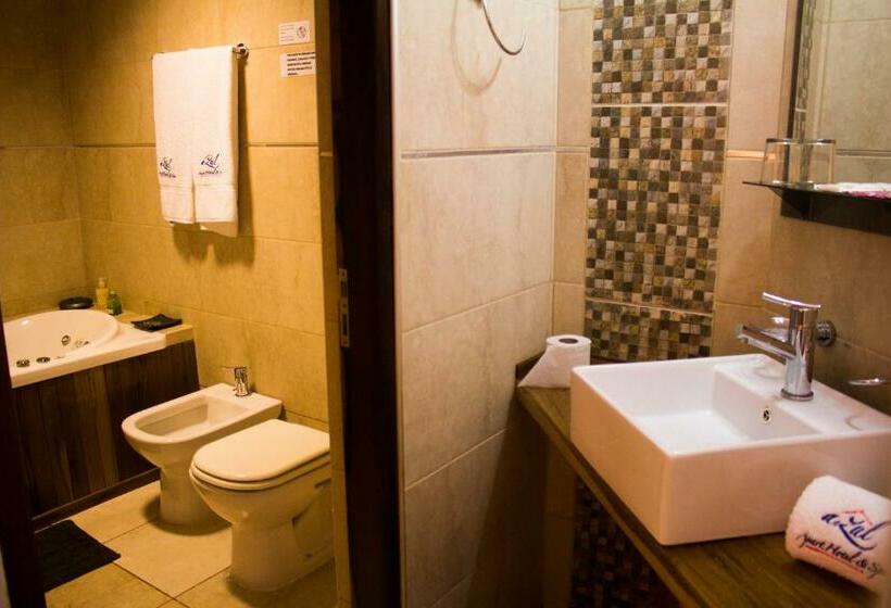 자쿠지 스위트, Bagu Azul Obera