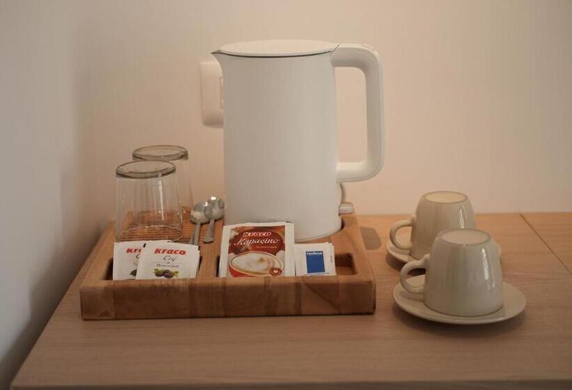 חדר דלוקס עם מרפסת נוף לים, Dimitri