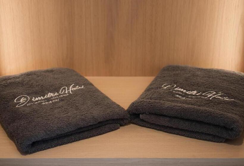 חדר דלוקס לשלושה עם נו לים, Dimitri