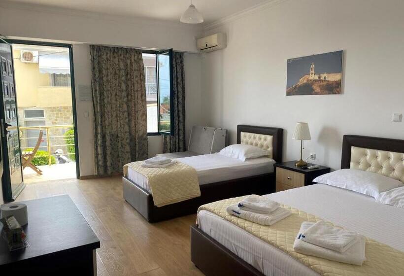 חדר אקונומי לשלושה, Dimitri