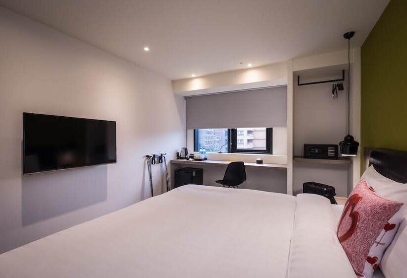 اتاق لوکس, Gold Inn