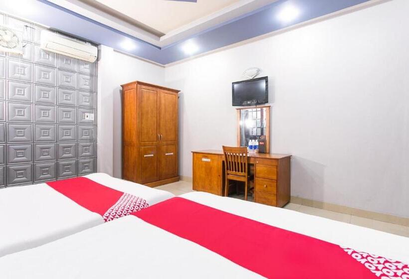 اتاق سوپریور چهار تخته, Honey Hotel Da Nang