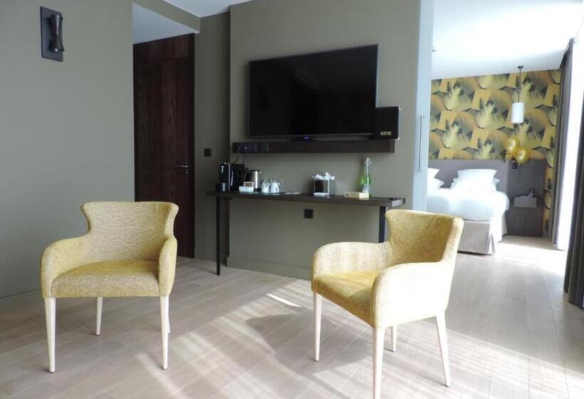 Люкс Кровать Кинг, L Arbre Voyageur   Bw Premier Collection   Lille