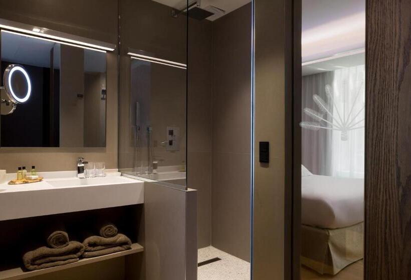 Номер Executive Кровать Кинг, L Arbre Voyageur   Bw Premier Collection   Lille