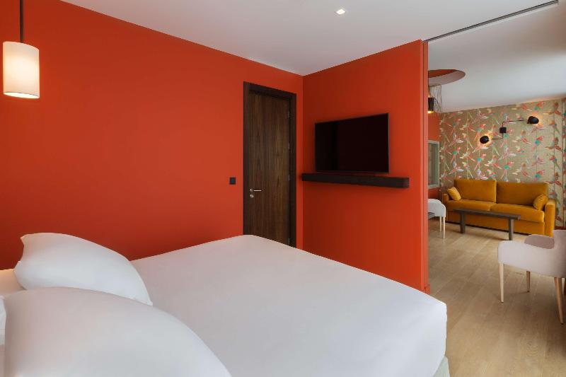 Люкс Кровать Кинг, L Arbre Voyageur   Bw Premier Collection   Lille