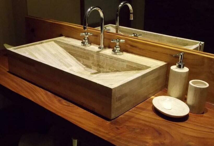 جناح, Noha Casa De Campo