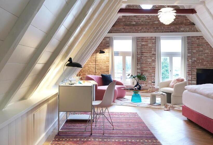 Номер Deluxe, Five Rooms