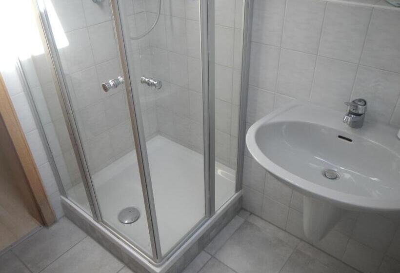 اتاق عادی, Gästehaus Brigitte