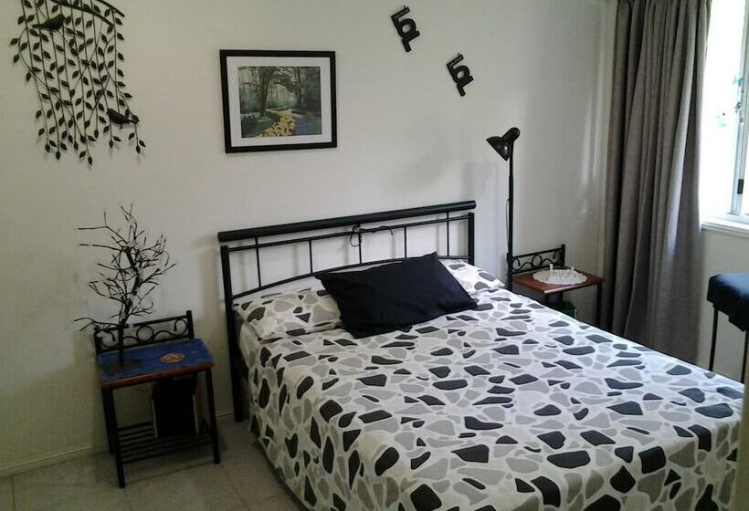 Апартаменты 2 Спальни, Bottlebrush B&b