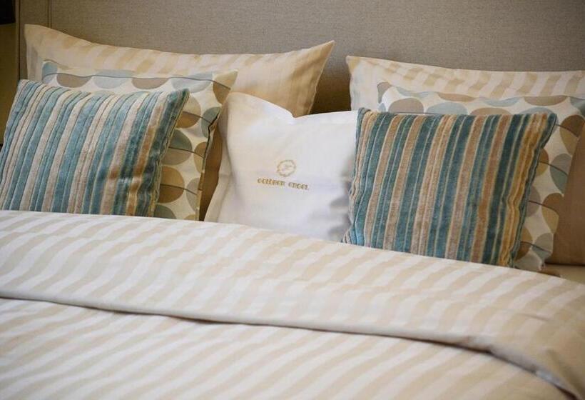 غرفة كومفورت, Goldner Engel, Restaurant   Hotel   Metzgerei