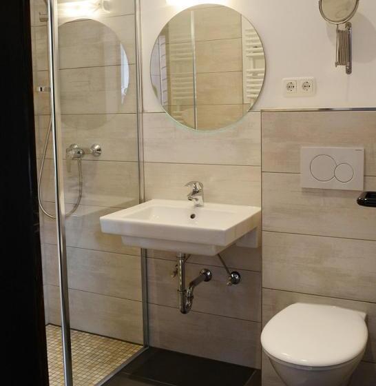 غرفة قياسية, Goldner Engel, Restaurant   Hotel   Metzgerei