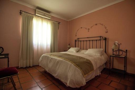 جناح جونيور, Hacienda Don Justo Hotel Boutique Spa