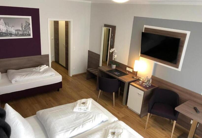 스탠다드 트리플 룸 테라스, Altes Winzerhaus