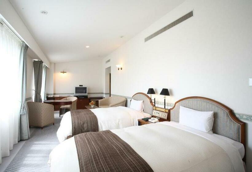 Quarto Deluxe, Bientos