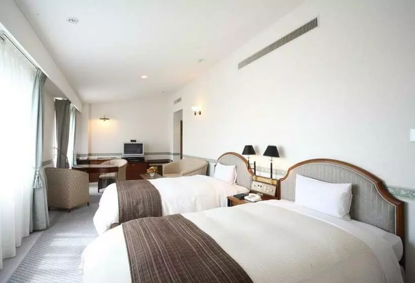 Habitació Deluxe, Bientos