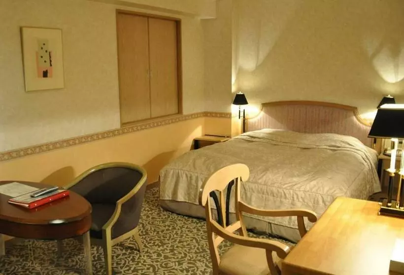 Habitació Superior, Bientos