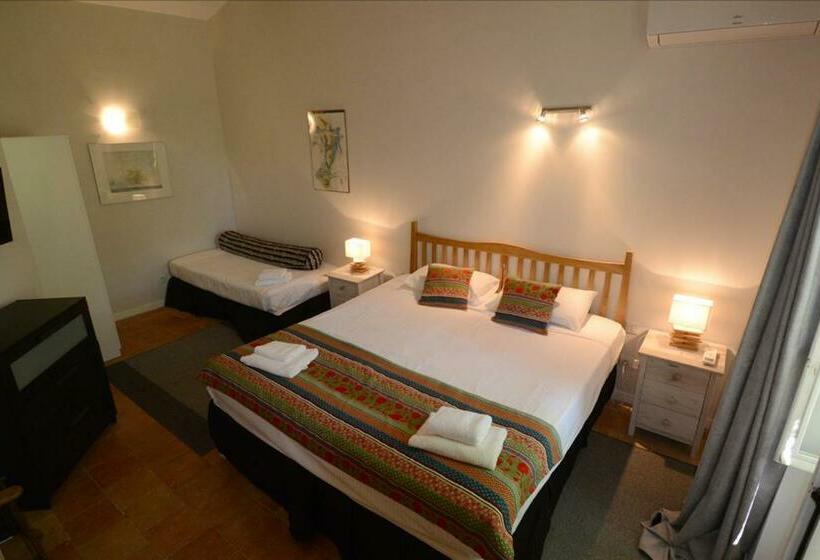 جناح عائلي, Chateau Du Puits Es Pratx