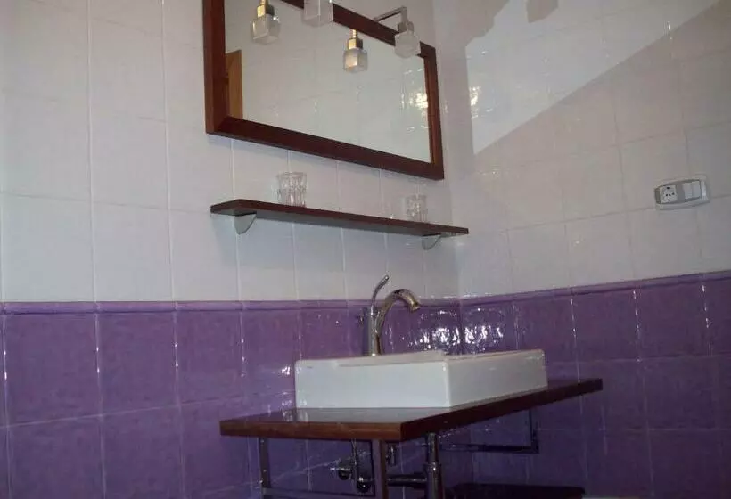 Camera Tripla Standard, Dpcristal