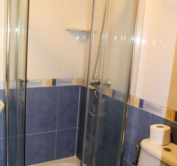 标准三人间, Dpcristal