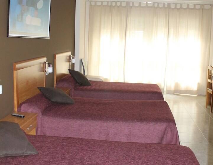 标准三人间, Dpcristal