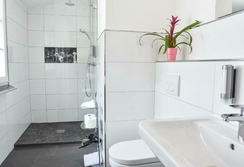 수피리어 룸, Gt3