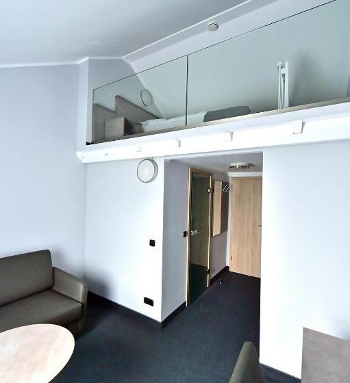 싱글 디럭스 룸, Gt3