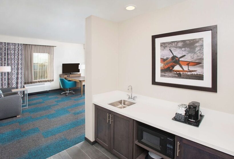 스탠다드 스튜디오 더블 침대, Hampton Inn & Suites Lax El Segundo