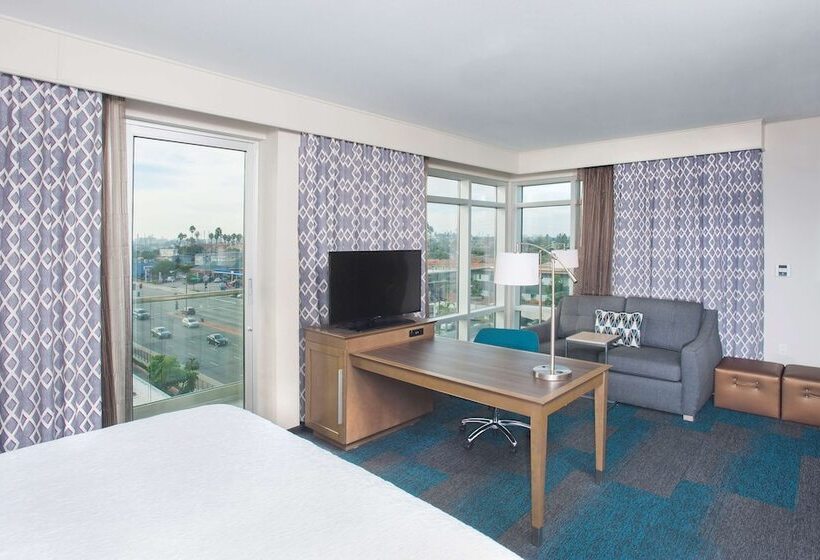 Студия Стандарт Двуспальная Кровать, Hampton Inn & Suites Lax El Segundo
