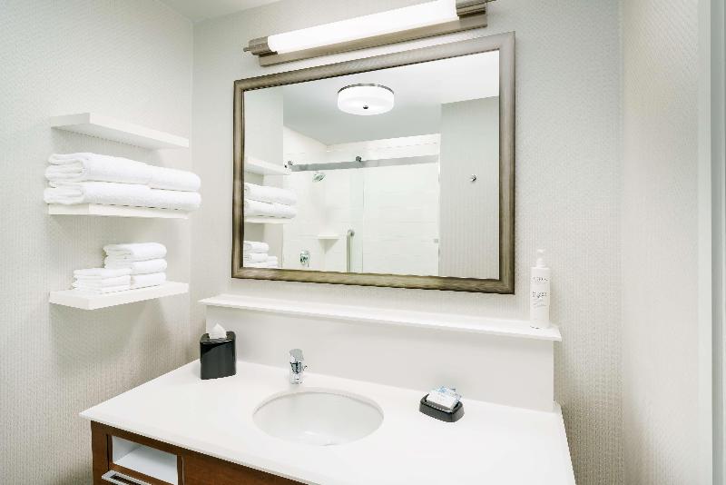 Стандартный Номер Кровать Кинг, Hampton Inn & Suites Lax El Segundo