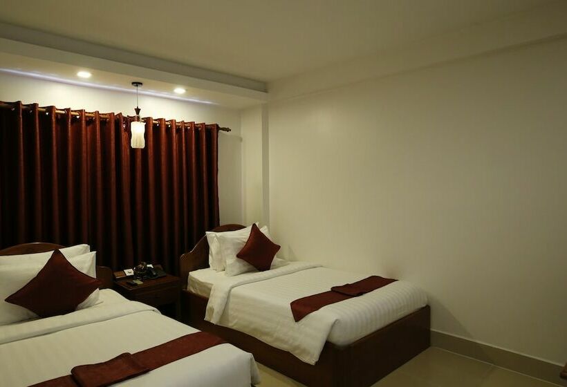 Номер Стандарт, Holy Angkor