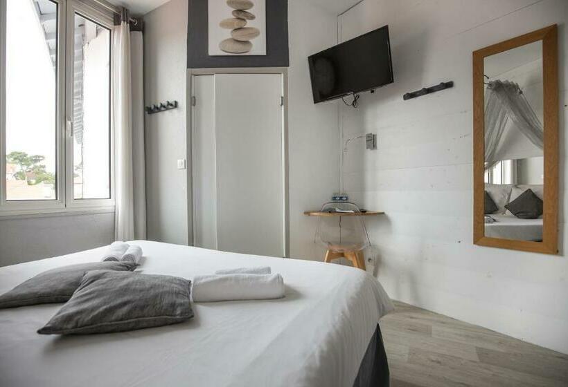 اتاق استاندارد, Hôtel Familial L Ostréi