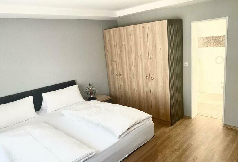 Номер Стандарт, Louis Hotels