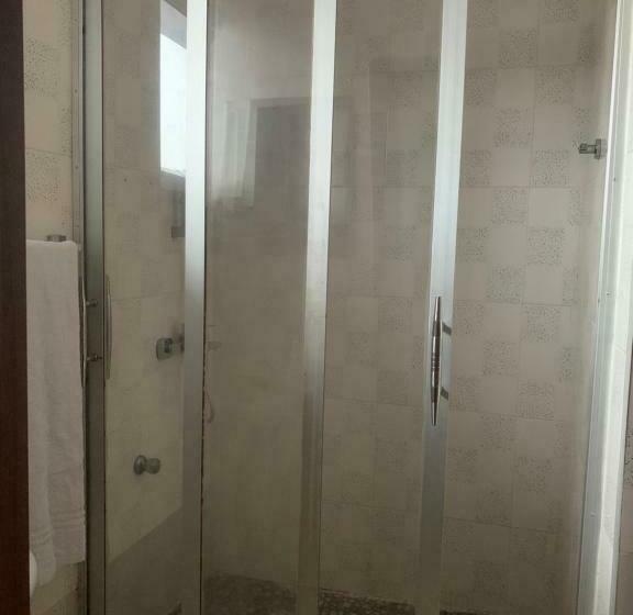 1 Bedroom Premium Apartment, Manjaro Suites