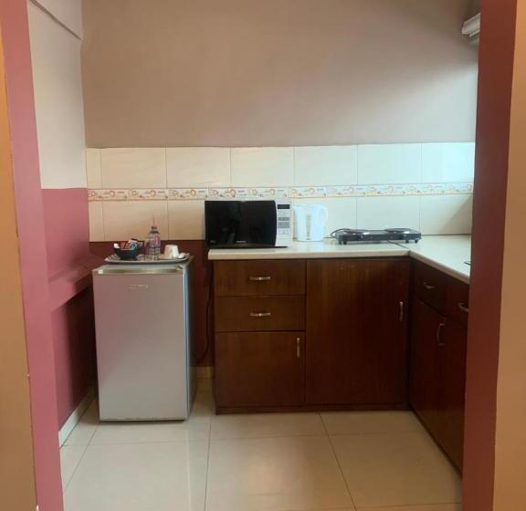 1 Bedroom Premium Apartment, Manjaro Suites
