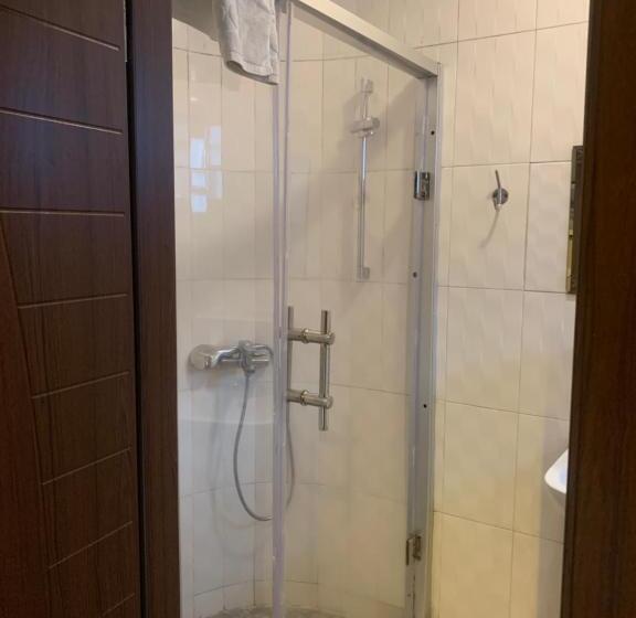 1 Bedroom Apartment, Manjaro Suites