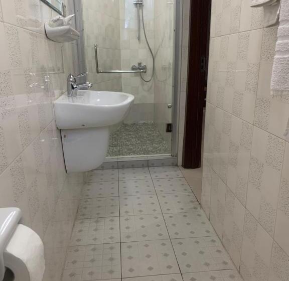 Estudio Estàndard, Manjaro Suites