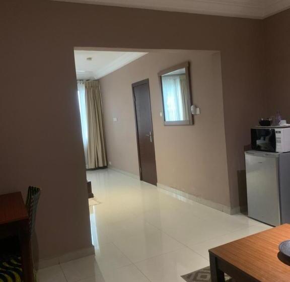 Estudio Estàndard, Manjaro Suites