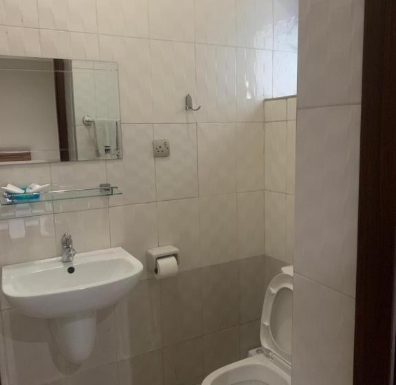 Standard Single Room, Manjaro Suites