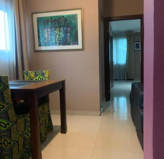 1 Bedroom Premium Apartment, Manjaro Suites