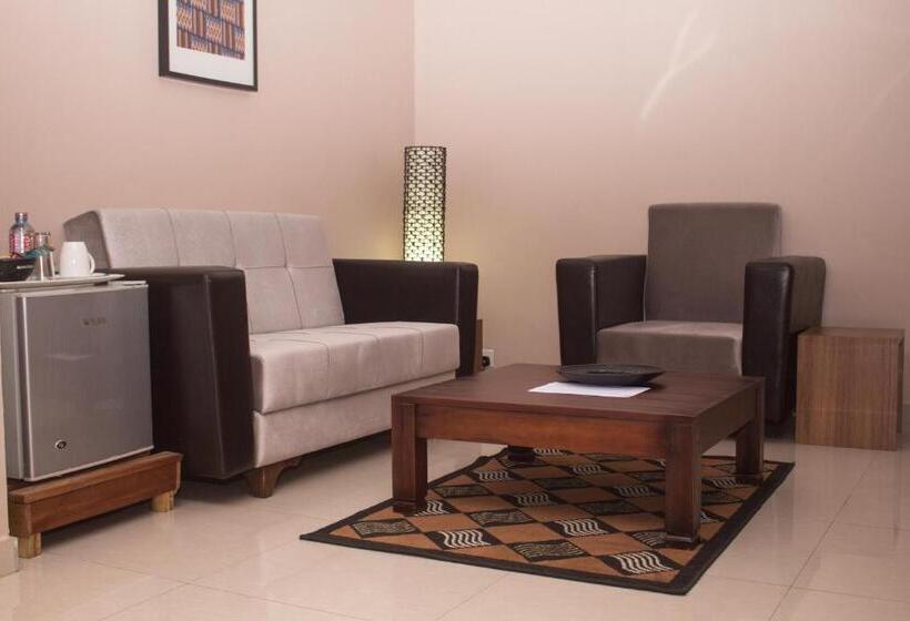 Standard Studio, Manjaro Suites