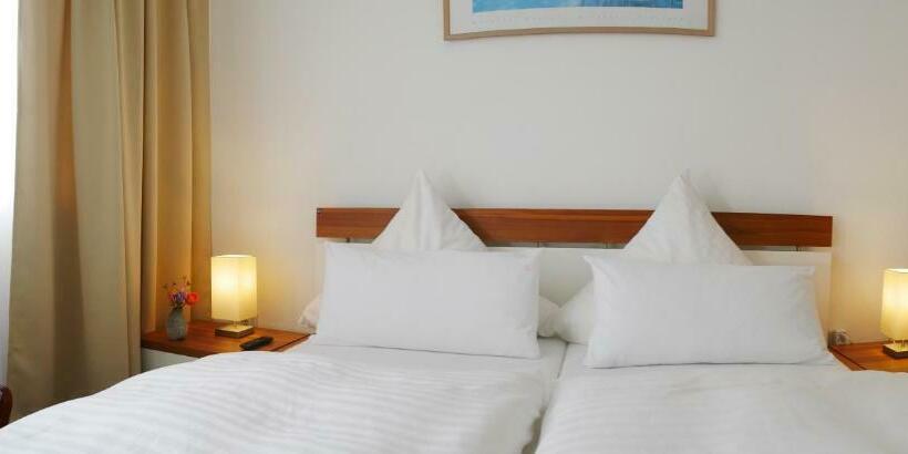 דירת חדר, Pension Helma