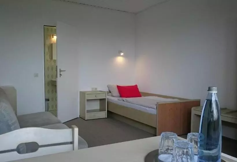 Economy Single Room, Restaurant Margaretenhof