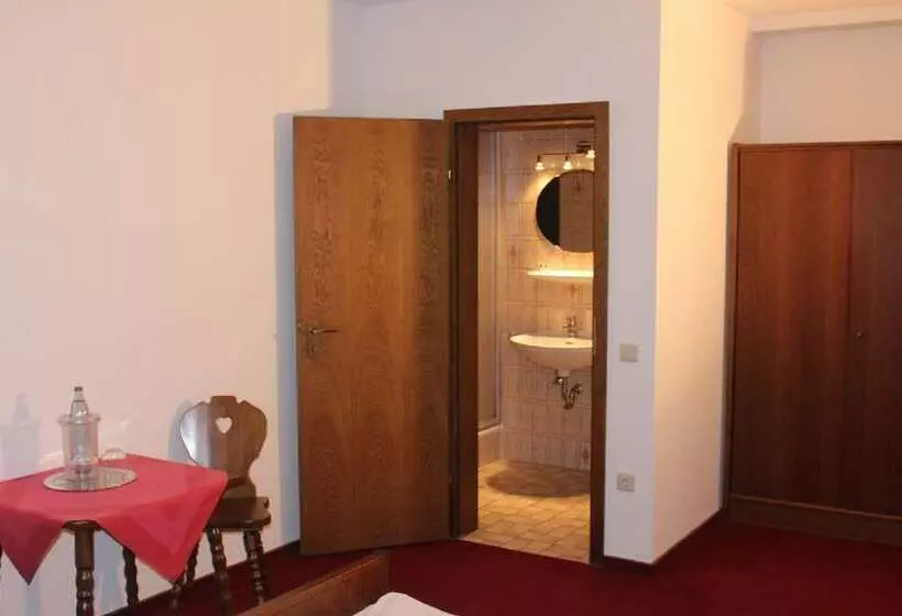 Standard Single Room, Restaurant Margaretenhof