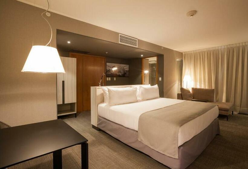 מיטת קינג בסוויטה, Solace Hotel Santiago