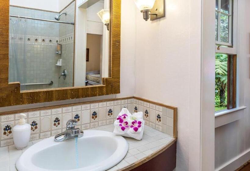 סוויטה, Volcano Village Estates