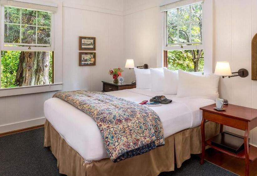 סוויטה, Volcano Village Estates